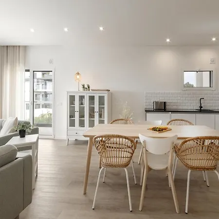 Wave The Waves Nazare